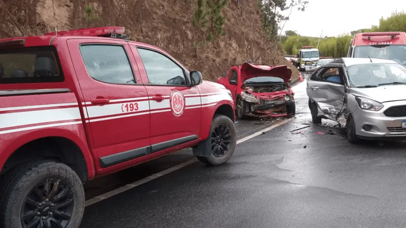 Idoso de 79 anos morre após se envolver em acidente na rodovia Oswaldo Cruz em Taubaté