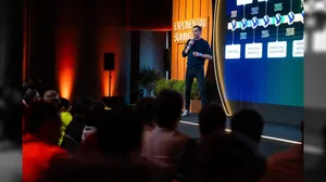 Exponential Summit chega ao seu último dia com palestras de Kamila Camilo e Giba