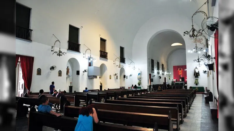 Relicário com fragmentos de ossos de São Benedito é furtado de igreja no Centro do Rio