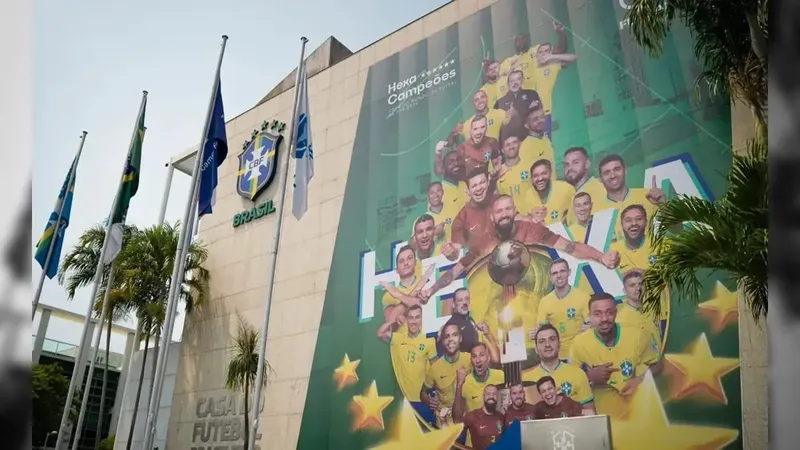 CBF homenageia Seleção Brasileira de Futsal após conquista da Copa do Mundo