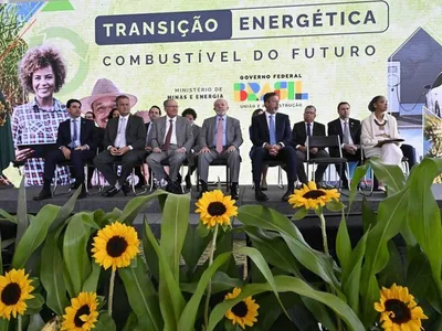 Lula sanciona Lei do Combustível do Futuro para promover a mobilidade sustentável