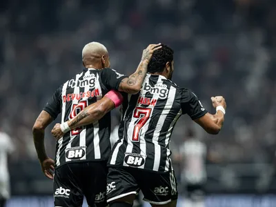 Hulk vira artilheiro do século, e Atlético-MG vence o Grêmio em partida atrasada do Brasileiro