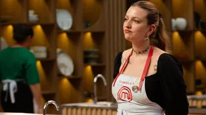 Gabriela P. é eliminada do MasterChef e recebe proposta de estágio de Helena Rizzo