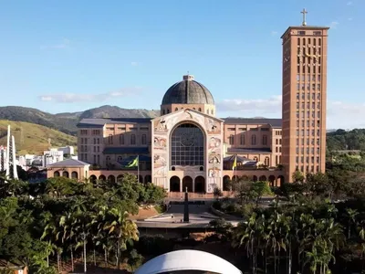 Santuário de Aparecida recebe mais de 320 mil devotos durante festividades da Padroeira