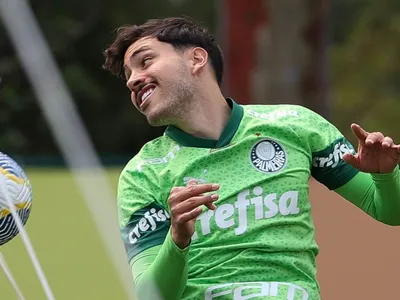 Maurício é diagnosticado com lesão no joelho direito e será desfalque no Palmeiras