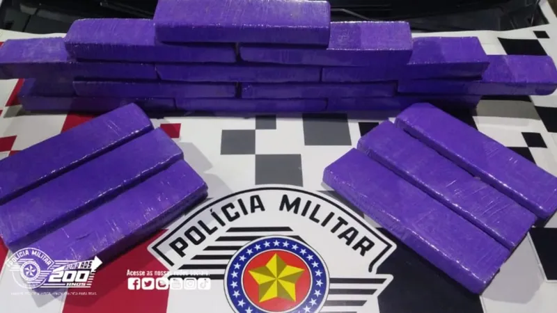 Polícia Militar prende homem com grandes quantidades de drogas em Taubaté