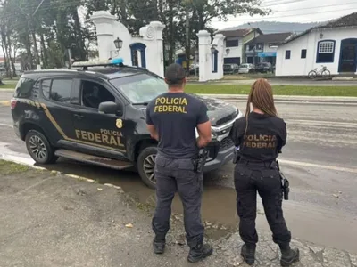 Dois homens são presos em flagrante por posse ilegal de arma de fogo em Bangu e Paraty