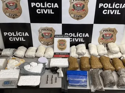 Polícia Civil prende pai e filho com cocaína, maconha e dinheiro