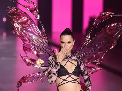 Adriana Lima, Kate Moss, Gigi Hadid e Alessandra Ambrosio marcam o retorno da Victoria’s Secret