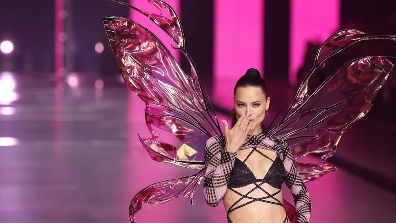 Adriana Lima, Kate Moss, Gigi Hadid e Alessandra Ambrosio marcam o retorno da Victoria’s Secret