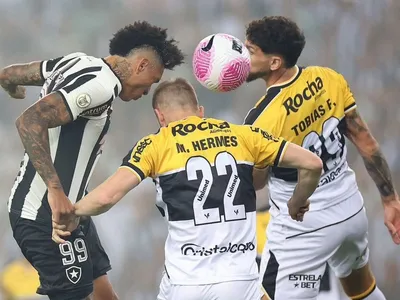 Botafogo tem gol anulado no último lance, empata com Criciúma e pode perder gordura no topo