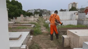 Trabalho é intensificado nos cemitérios de Presidente Prudente