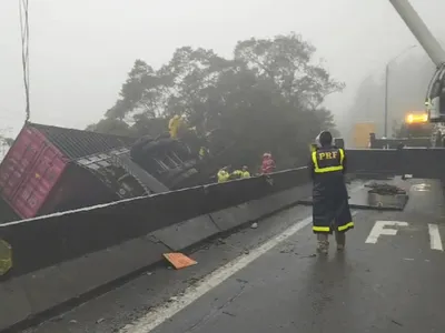 ‘O RS está de luto’, diz Eduardo Leite sobre morte de atletas em acidente no PR