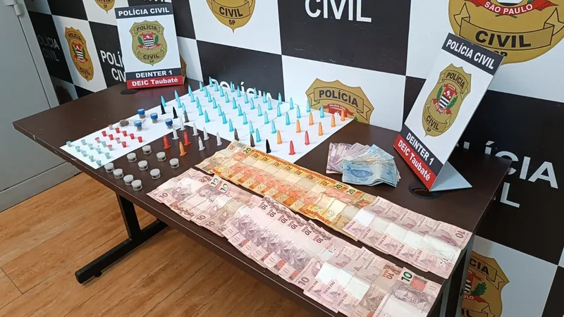 Polícia Civil apreende drogas e detém dois menores em Taubaté