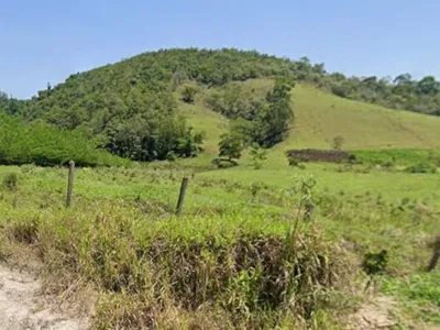 Aeronave de pequeno porte cai entre Paraibuna e Santa Branca