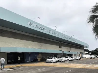 Aviões batem em pátio e voos são cancelados no Piauí