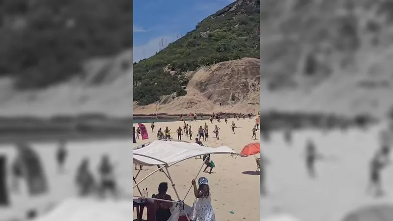 Torcedores do Penarol se envolvem em confusão na Praia do Recreio nesta quarta-feira