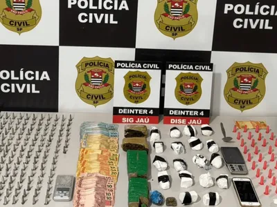 Jovens são detidos com várias porções de cocaína e maconha