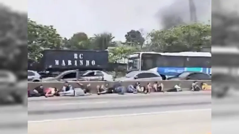 Tiroteio na Avenida Brasil deixa cinco baleados e um morto