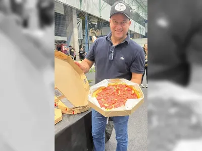 Pizzaiolo de Sorocaba é destaque no preparo de pizza napolitana