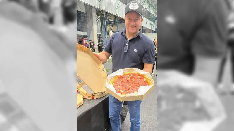 Pizzaiolo de Sorocaba é destaque no preparo de pizza napolitana