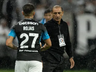 Ronaldo Giovaneli critica Ramón Díaz no Corinthians: "Luxemburgo da Argentina"