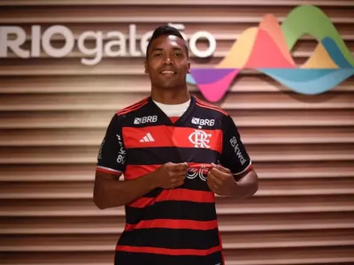 Alex Sandro tem desconforto muscular e está fora de Flamengo x Juventude