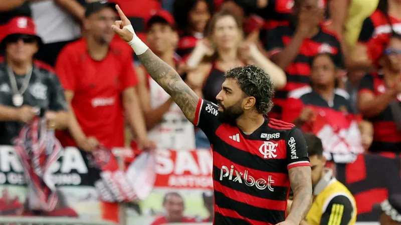 Gabigol volta a marcar e Flamengo goleia Juventude no Maracanã