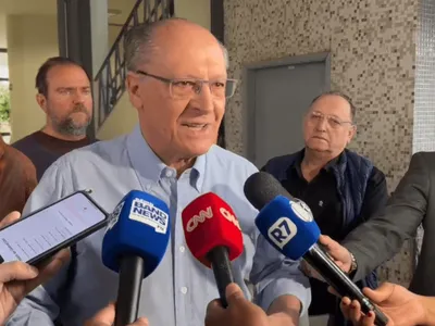 Votei no Boulos ‘pela mudança’, diz Geraldo Alckmin após votar em São Paulo