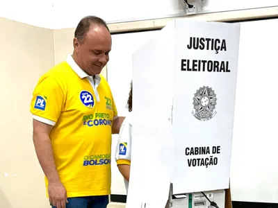 Coronel Fábio Candido votou na Escola Municipal Norberto Buzzini