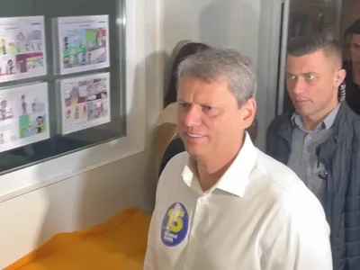 Governador de SP afirma que forças policiais interceptaram “salve” do PCC para as eleições