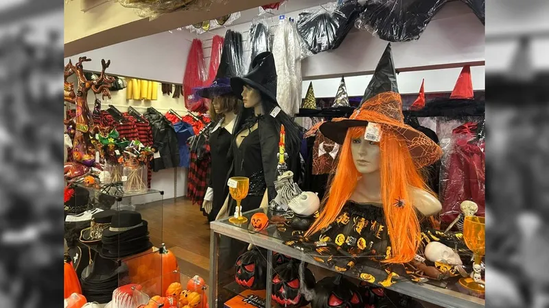 Venda de artigos para Halloween aquece o comércio e contribui para a geração de empregos