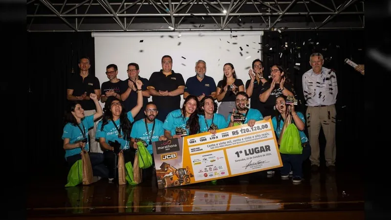 Equipe Azul vence Marathona de faculdade em Sorocaba