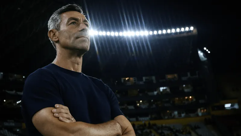 Botafogo vence o Red Bull Bragantino no Nabizão e derruba Pedro Caixinha