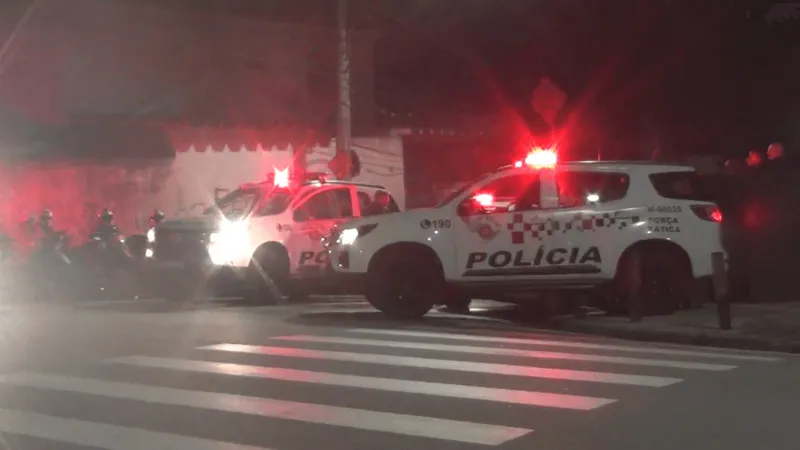 Criminosos morrem durante troca de tiros com agentes da PM na Grande SP