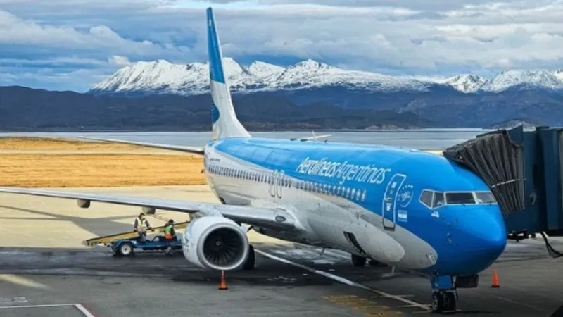 Greve no transporte aéreo causa cancelamentos de voos na Argentina