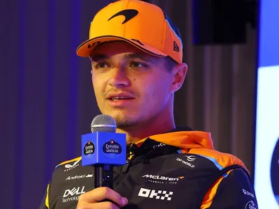 Lando Norris aproveita GP de São Paulo para matar saudades de pão de queijo: 'Comi muitos'