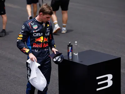 Verstappen sofre punição de 5s, e cai para quarto na corrida sprint em Interlagos