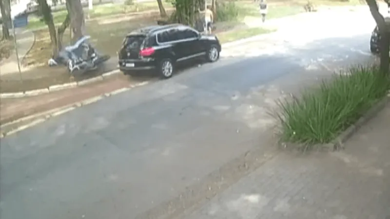 Vídeo: vítima reage e atropela bandido na Zona Oeste de São Paulo