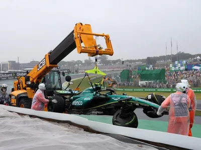 Chuva atrapalha mais um, e Alonso bate forte em treino classificatório do GP de São Paulo