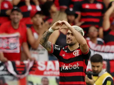 Arrascaeta vai vestir a camisa 10 do Flamengo na temporada de 2025