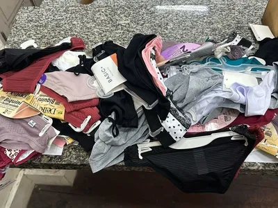 Homem é preso por furtar 20 kits de calcinhas em shopping de Niterói