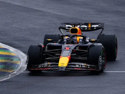 Verstappen celebra corrida perfeita no GP de São Paulo: "montanha-russa de emoções"