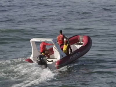 Bombeiros encontram corpo de banhista que desapareceu na Praia do Recreio