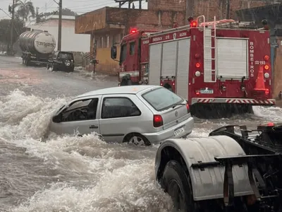 Chuvas provocam estragos em cidades do Noroeste Paulista