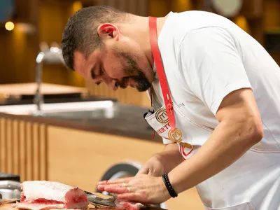 José Roberto se recusa a ajudar colegas no MasterChef: "Queriam que eu saísse"