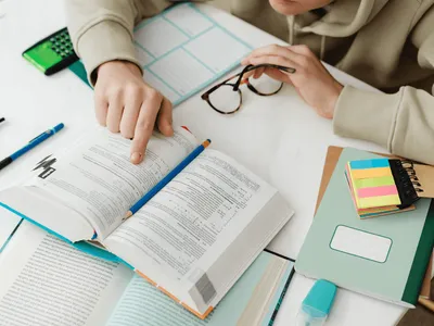 Como os Nootrópicos Podem Ajudar na Preparação para Concursos