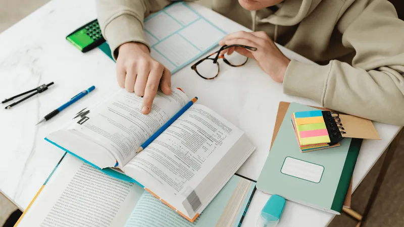 Como os Nootrópicos Podem Ajudar na Preparação para Concursos