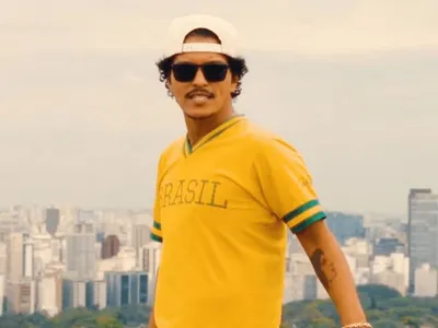 Barzinho, Maracanã e “Juliet”: por que Bruno Mars faz tanto sucesso entre os brasileiros?