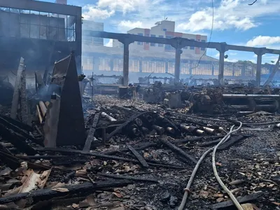 Incêndio de grandes proporções atinge fábrica de tecidos em Americana